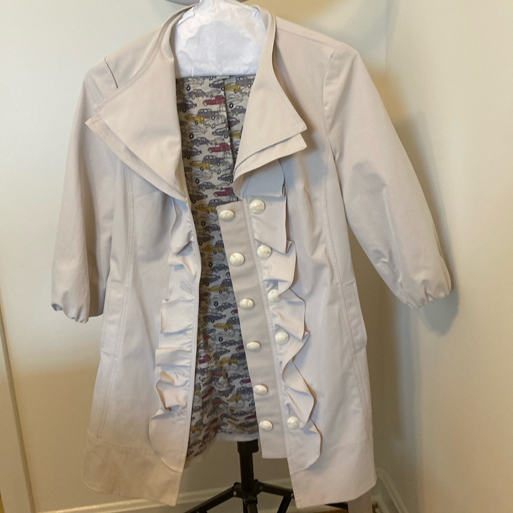 Ruffle trench